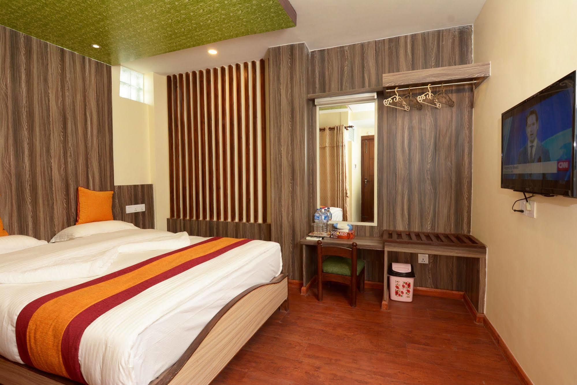 Maya Boutique Hotel Катманду Экстерьер фото