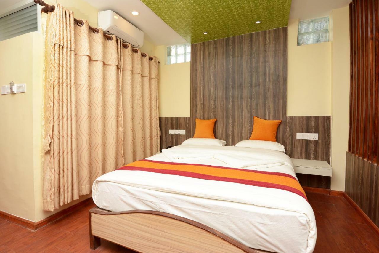 Maya Boutique Hotel Катманду Экстерьер фото